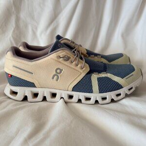 On Cloud Women's Slip-On Running Shoes Size 9 in Ray Metal